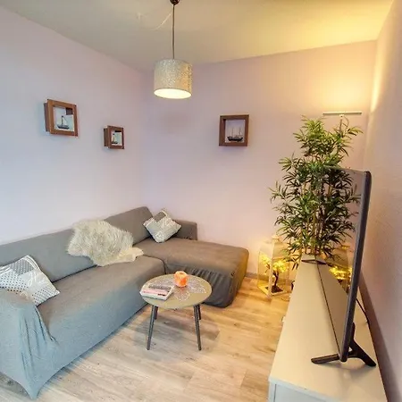 Ferienwohnung-d-3-7-0d0307 * Heiligenhafen