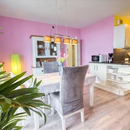 Ferienwohnung-d-3-7-0d0307 Heiligenhafen